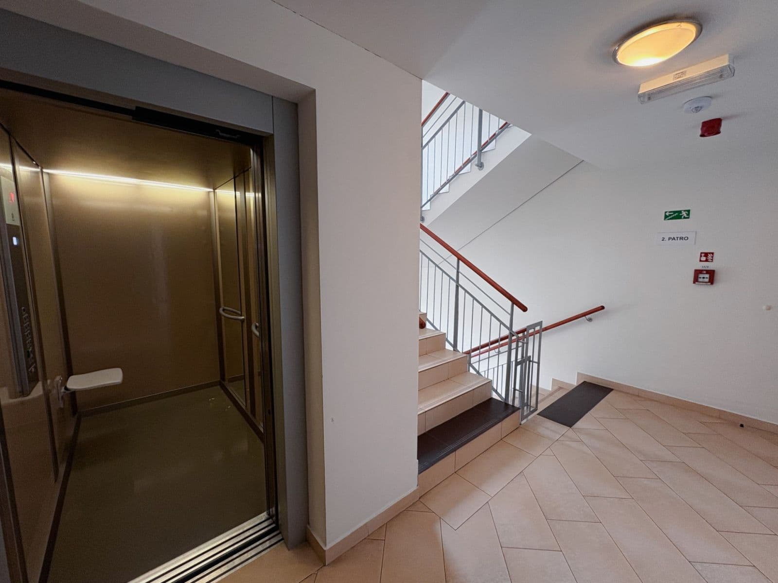 Predaj bytu 1-izbový 34 m², Miroslava Hajna, Praha, Praha Predaj bytu 1-izbový 34 m², Miroslava Hajna, Praha, Praha
