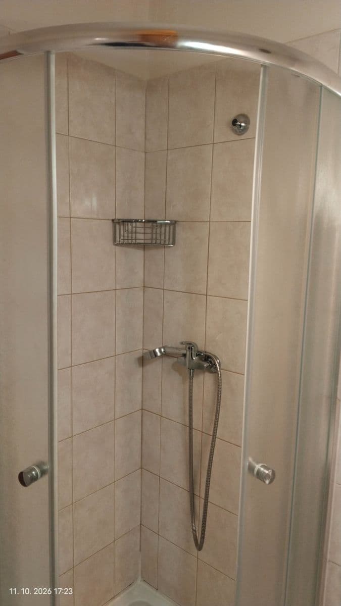 Prenájom bytu 1-izbový 23 m², Horolezecká, Praha, Praha Prenájom bytu 1-izbový 23 m², Horolezecká, Praha, Praha