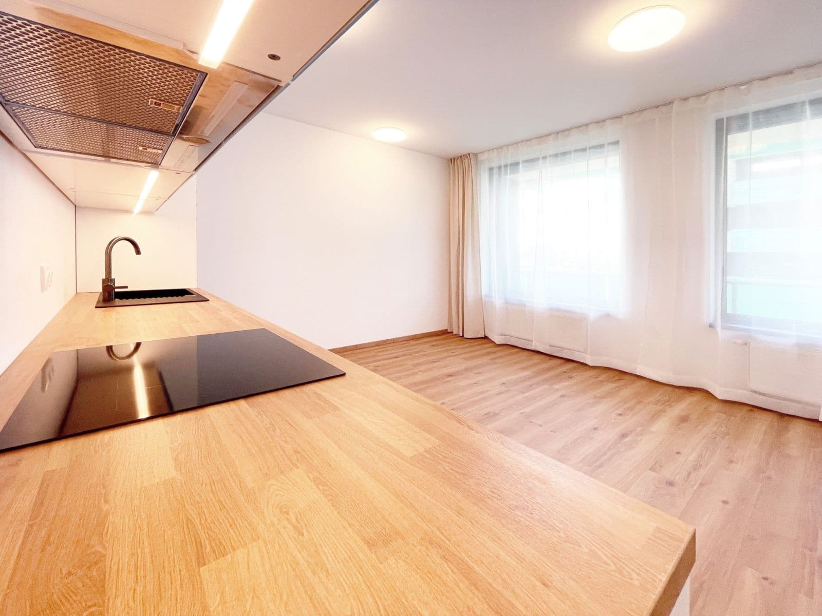 Prenájom bytu 1-izbový 32 m², Olgy Havlové, Praha, Praha Prenájom bytu 1-izbový 32 m², Olgy Havlové, Praha, Praha
