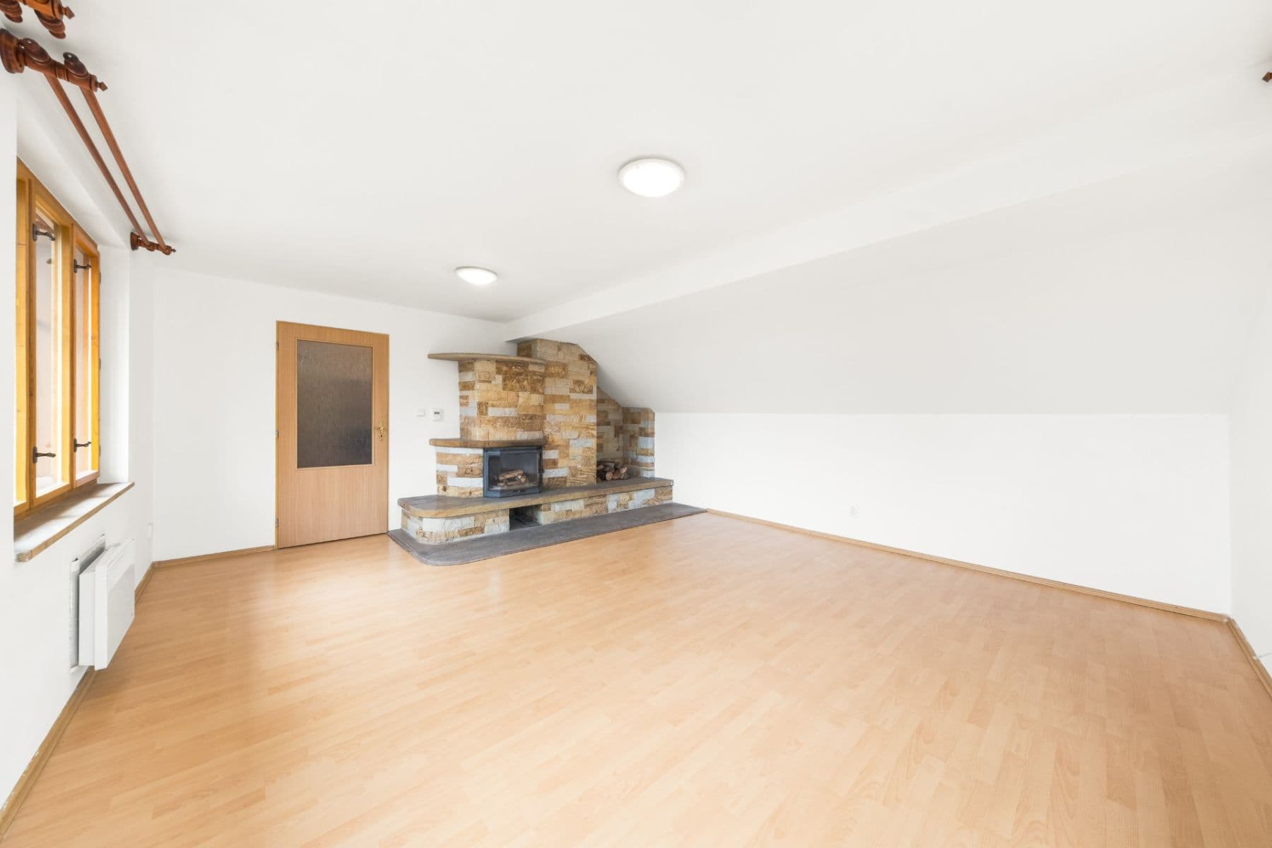 Prenájom bytu 1-izbový 58 m², Jestřabí v Krkonoších, Liberecký kraj Prenájom bytu 1-izbový 58 m², Jestřabí v Krkonoších, Liberecký kraj