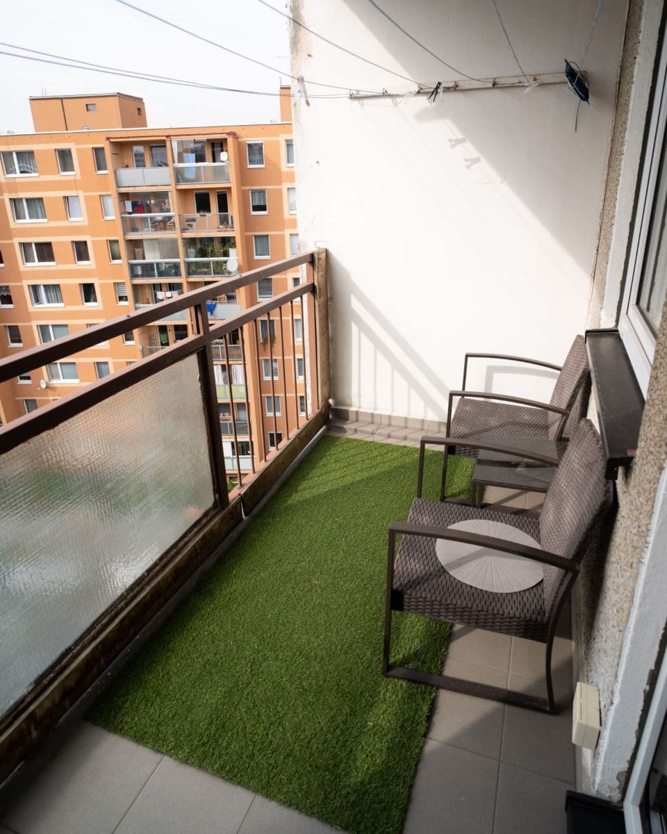 Prenájom bytu 3-izbový 72 m², Plevenská, Praha, Praha Prenájom bytu 3-izbový 72 m², Plevenská, Praha, Praha