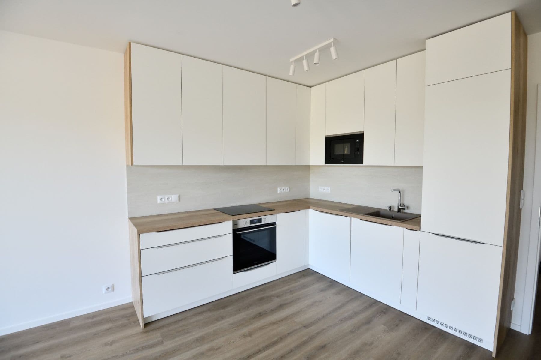 Prenájom bytu 2-izbový 53 m², Josefa Truhláře, Brandýs nad Labem-Stará Boleslav, Středočeský kraj Prenájom bytu 2-izbový 53 m², Josefa Truhláře, Brandýs nad Labem-Stará Boleslav, Středočeský kraj
