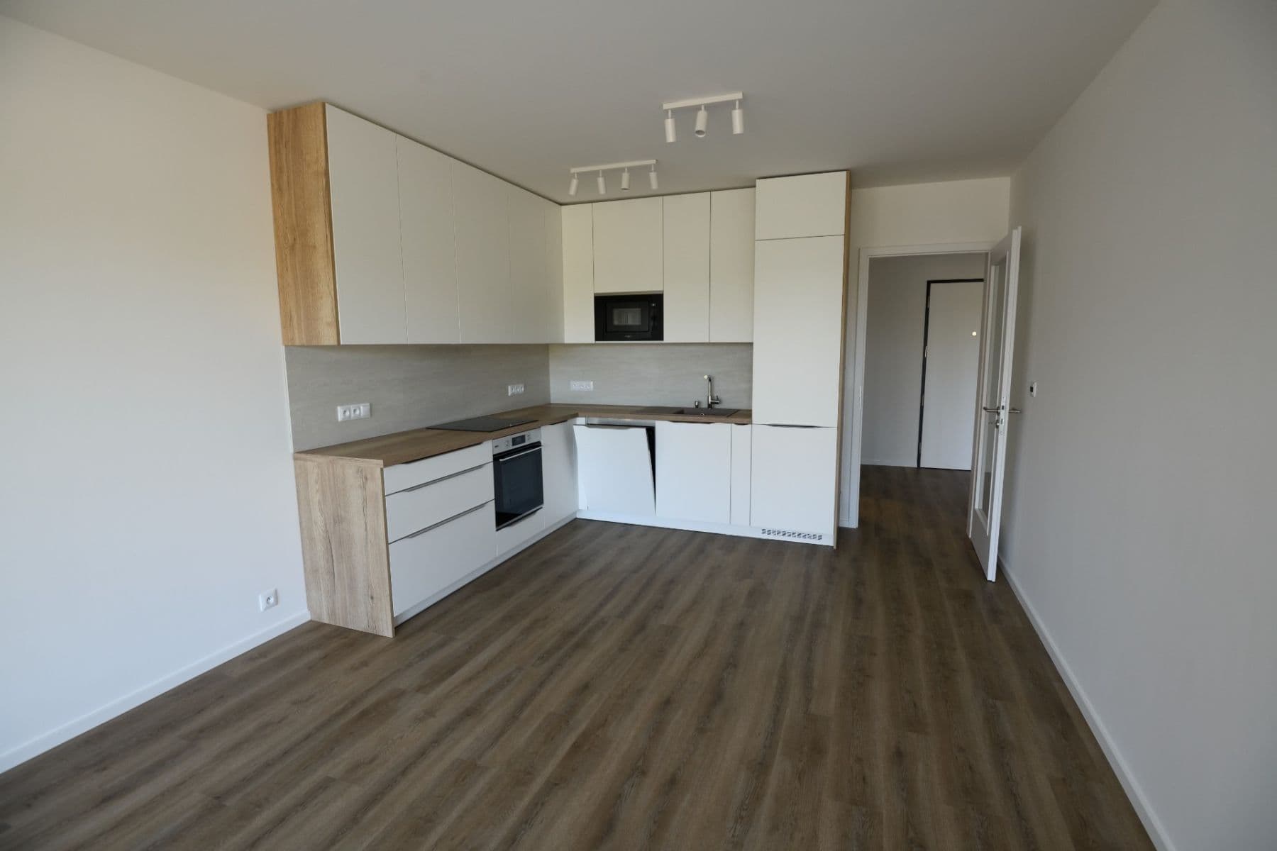 Prenájom bytu 2-izbový 53 m², Josefa Truhláře, Brandýs nad Labem-Stará Boleslav, Středočeský kraj Prenájom bytu 2-izbový 53 m², Josefa Truhláře, Brandýs nad Labem-Stará Boleslav, Středočeský kraj
