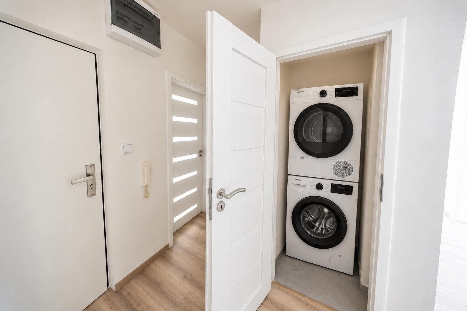 Predaj bytu 2-izbový 60 m², Krhanická, Praha, Praha Predaj bytu 2-izbový 60 m², Krhanická, Praha, Praha