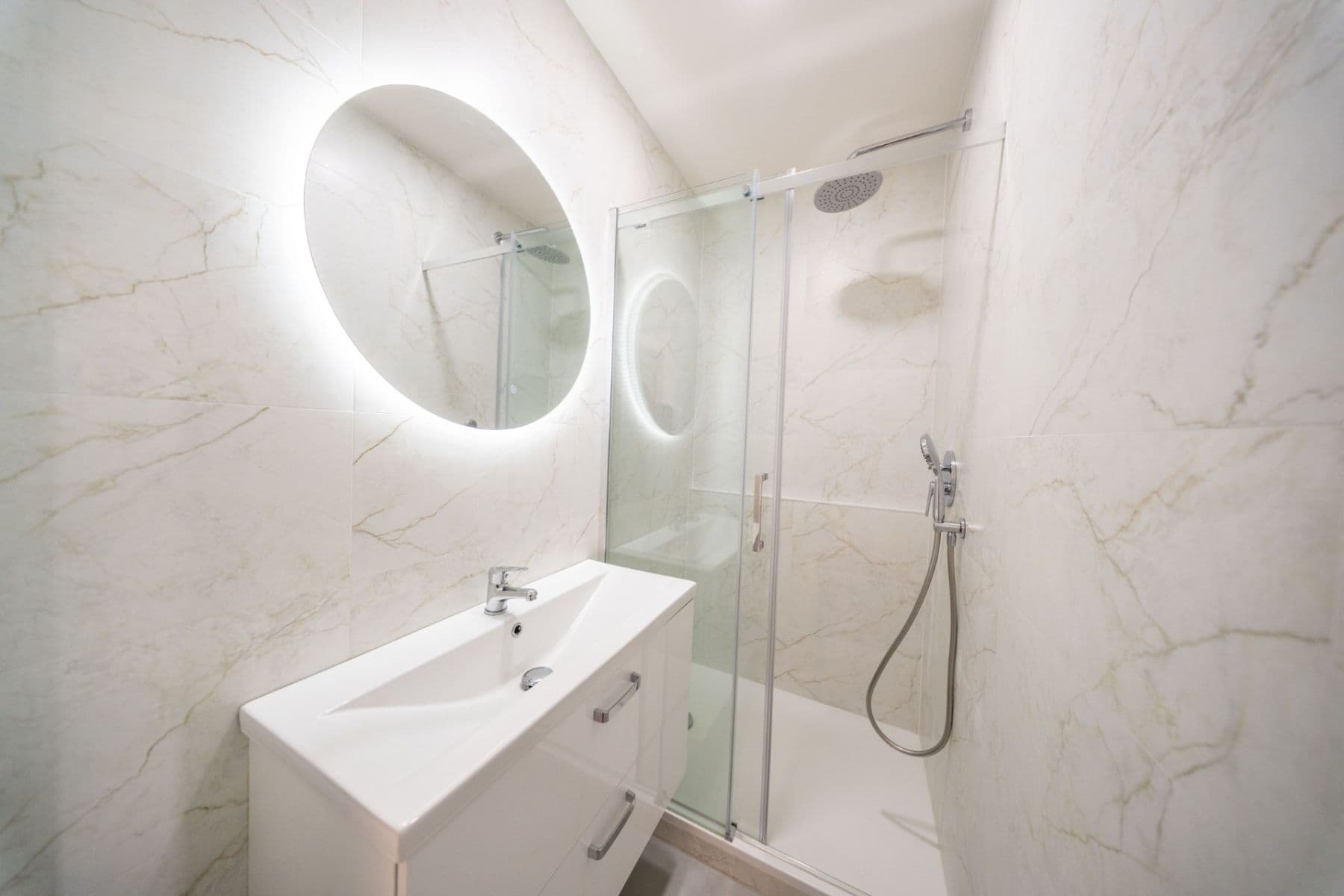Predaj bytu 2-izbový 60 m², Krhanická, Praha, Praha Predaj bytu 2-izbový 60 m², Krhanická, Praha, Praha