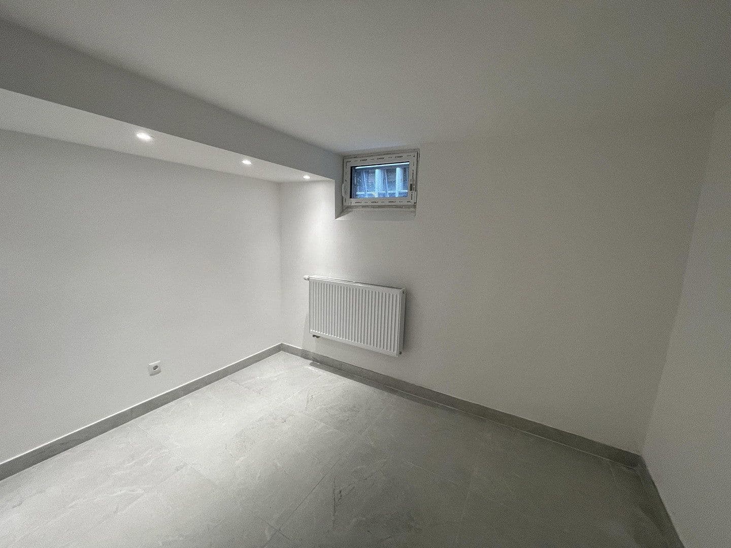 Prenájom kancelárie 45 m², Germering, Bavorsko Prenájom kancelárie 45 m², Germering, Bavorsko