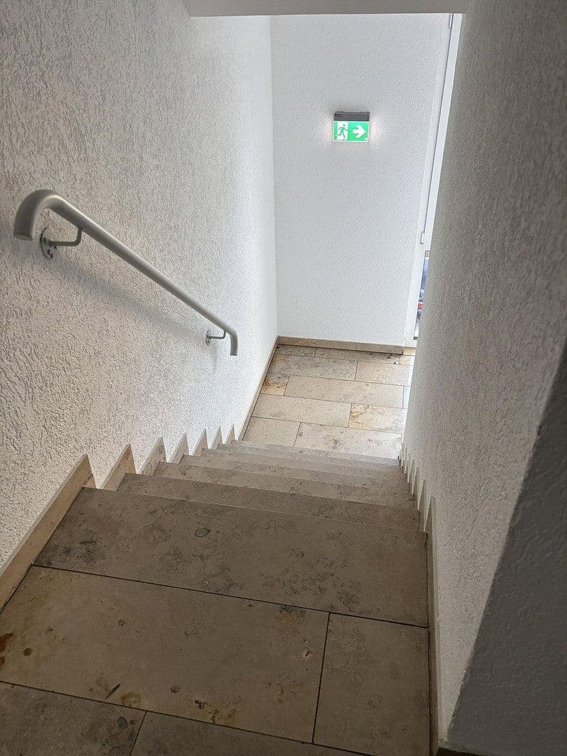 Prenájom bytu 1-izbový 40 m², Stuttgarter Straße 73, Korntal-Münchingen, Bádensko-Wurttembersko Prenájom bytu 1-izbový 40 m², Stuttgarter Straße 73, Korntal-Münchingen, Bádensko-Wurttembersko