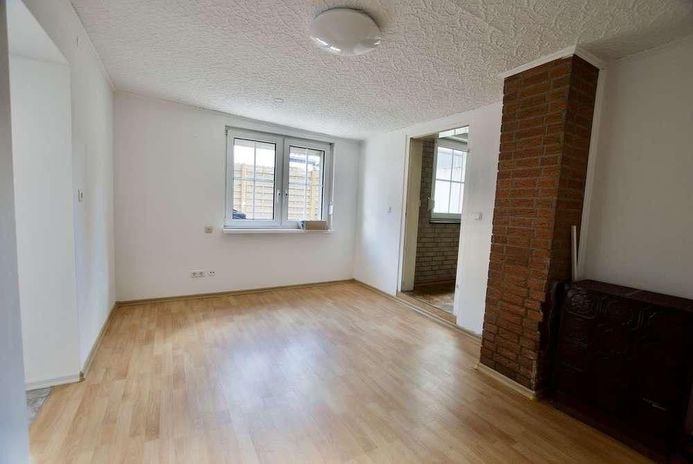 Prenájom domu 120 m², pozemok 413 m², Friedrich Ebert Str. 51, Erftstadt, Severné Porýnie - Westfálsko Prenájom domu 120 m², pozemok 413 m², Friedrich Ebert Str. 51, Erftstadt, Severné Porýnie - Westfálsko