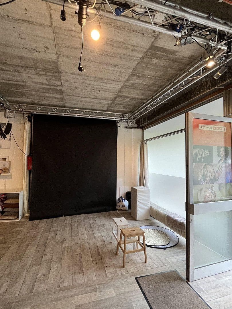 Prenájom kancelárie 75 m², Brunnenstraße 11, Troisdorf, Severné Porýnie - Westfálsko Prenájom kancelárie 75 m², Brunnenstraße 11, Troisdorf, Severné Porýnie - Westfálsko