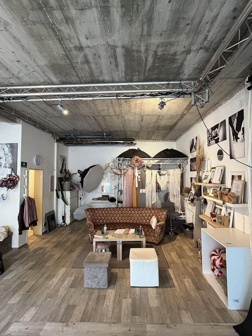 Prenájom kancelárie 75 m², Brunnenstraße 11, Troisdorf, Severné Porýnie - Westfálsko Prenájom kancelárie 75 m², Brunnenstraße 11, Troisdorf, Severné Porýnie - Westfálsko