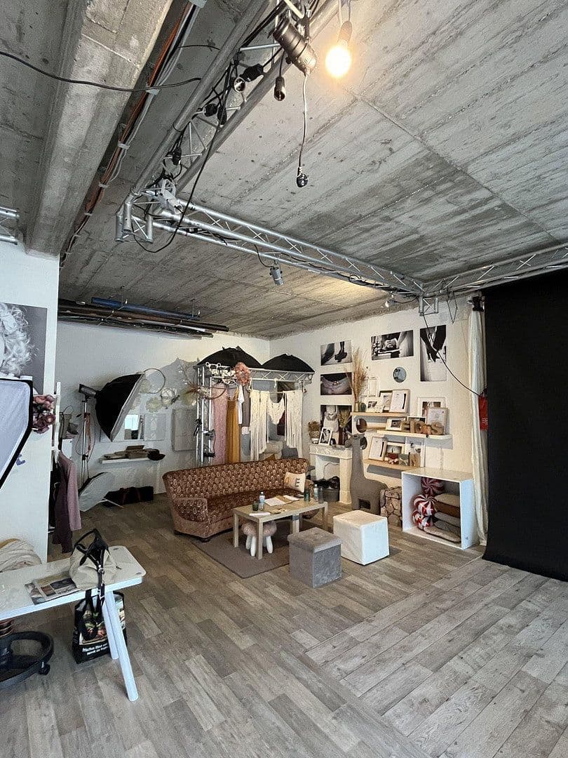 Prenájom kancelárie 75 m², Brunnenstraße 11, Troisdorf, Severné Porýnie - Westfálsko Prenájom kancelárie 75 m², Brunnenstraße 11, Troisdorf, Severné Porýnie - Westfálsko
