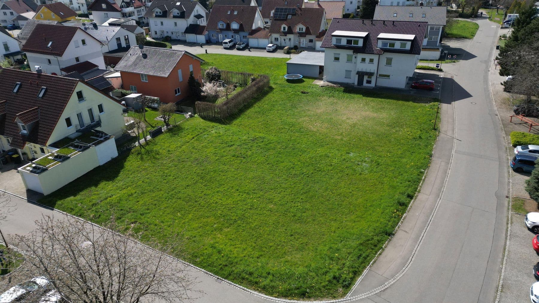Predaj pozemku 904 m², Pfänderstrasse 37 (Ecke Säntisstrasse), Kressbronn am Bodensee, Bádensko-Wurttembersko Predaj pozemku 904 m², Pfänderstrasse 37 (Ecke Säntisstrasse), Kressbronn am Bodensee, Bádensko-Wurttembersko