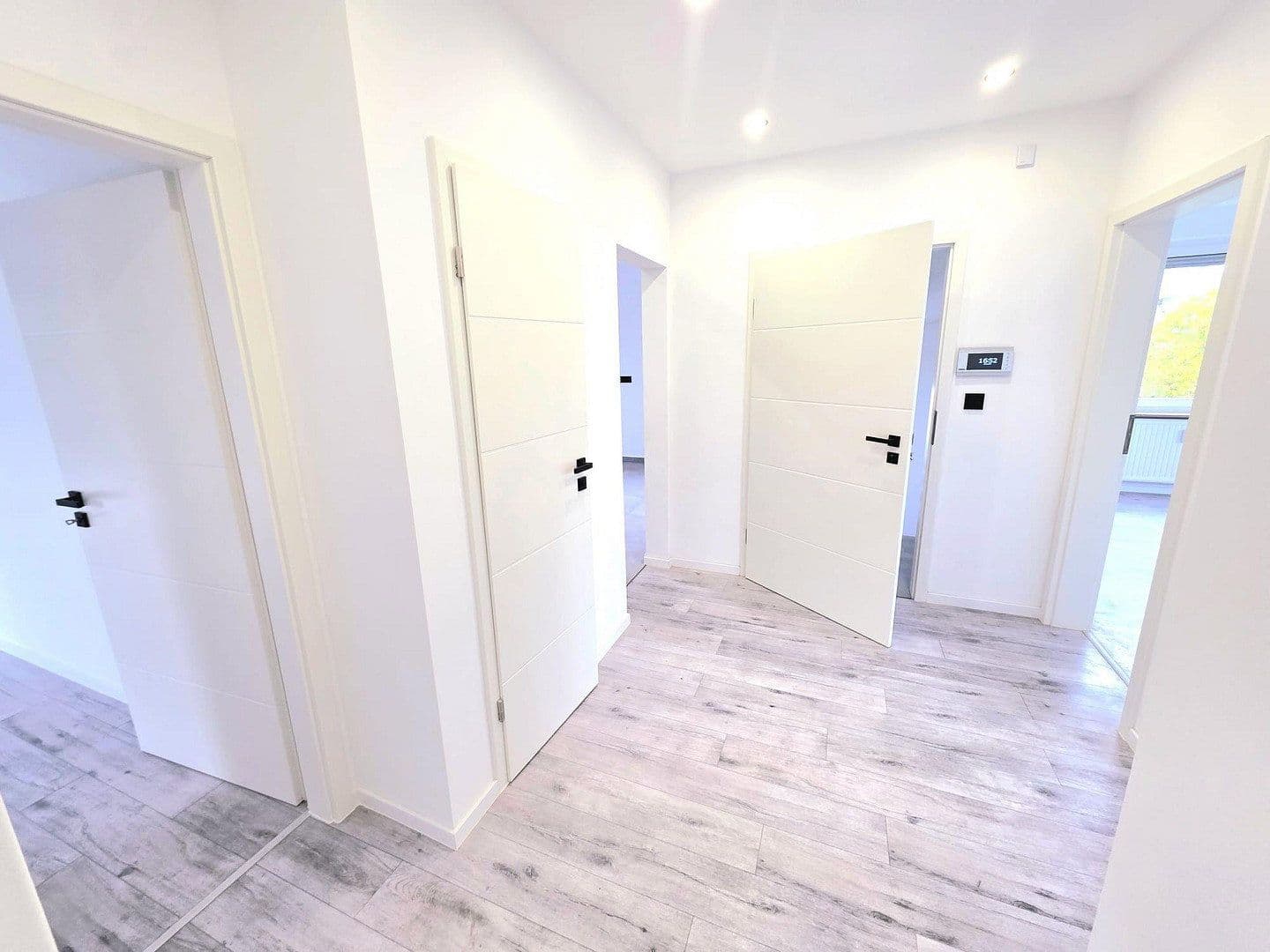 Prenájom bytu 4-izbový 100 m², Obereisesheimer Straße 21, Heilbronn, Bádensko-Wurttembersko Prenájom bytu 4-izbový 100 m², Obereisesheimer Straße 21, Heilbronn, Bádensko-Wurttembersko