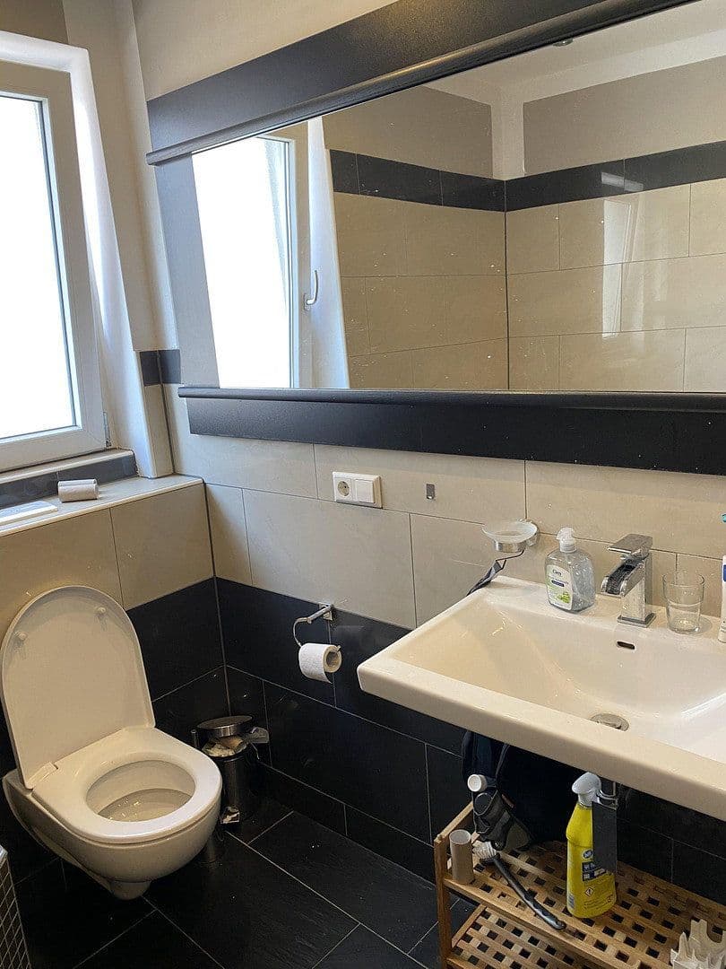 Prenájom bytu 20 m², Filderbahnstr. 13, Stuttgart, Bádensko-Wurttembersko Prenájom bytu 20 m², Filderbahnstr. 13, Stuttgart, Bádensko-Wurttembersko