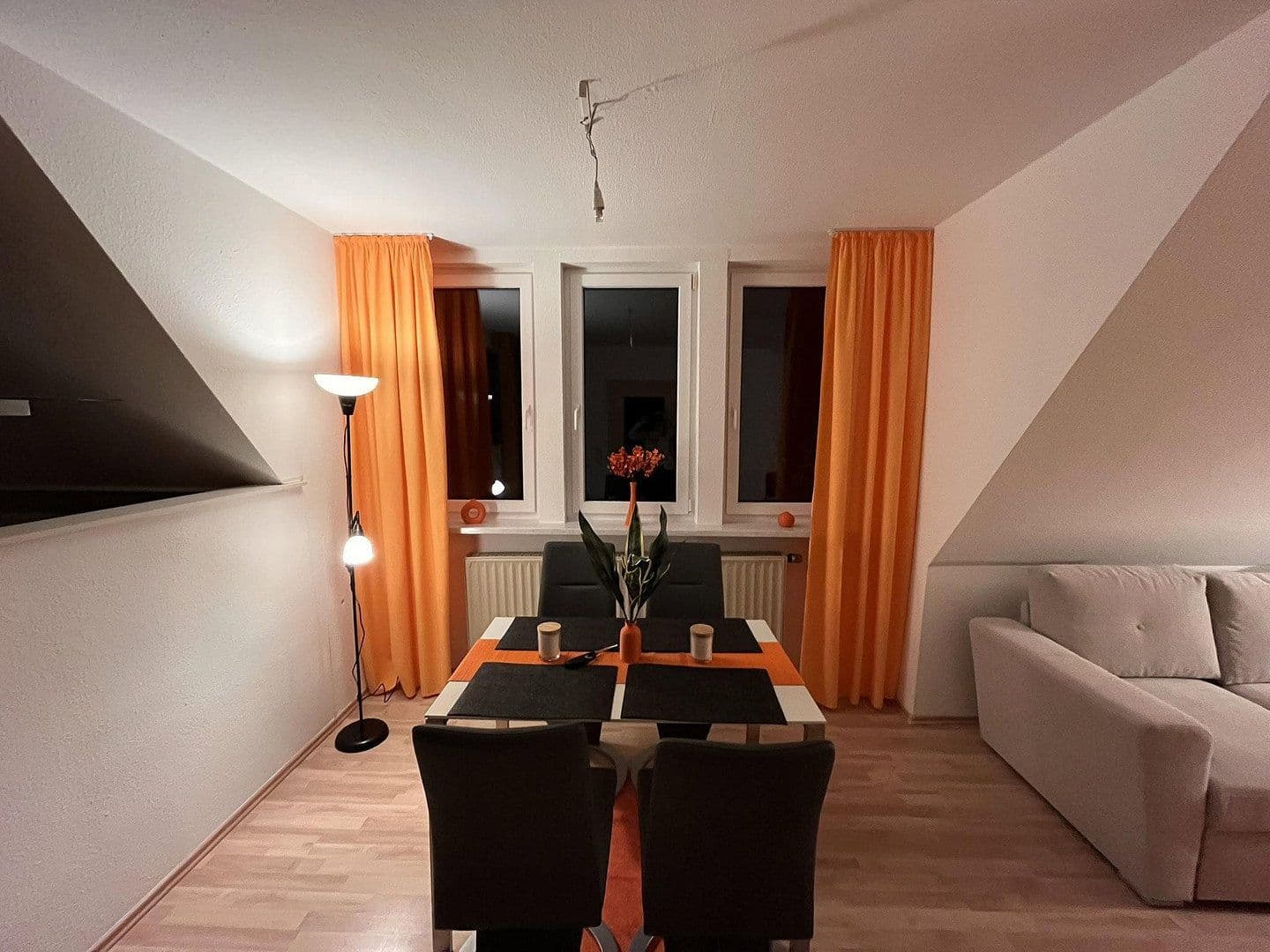 Predaj bytu 3-izbový 72 m², August-Bebel-Straße 182 A, Grünhain-Beierfeld, Sasko Predaj bytu 3-izbový 72 m², August-Bebel-Straße 182 A, Grünhain-Beierfeld, Sasko