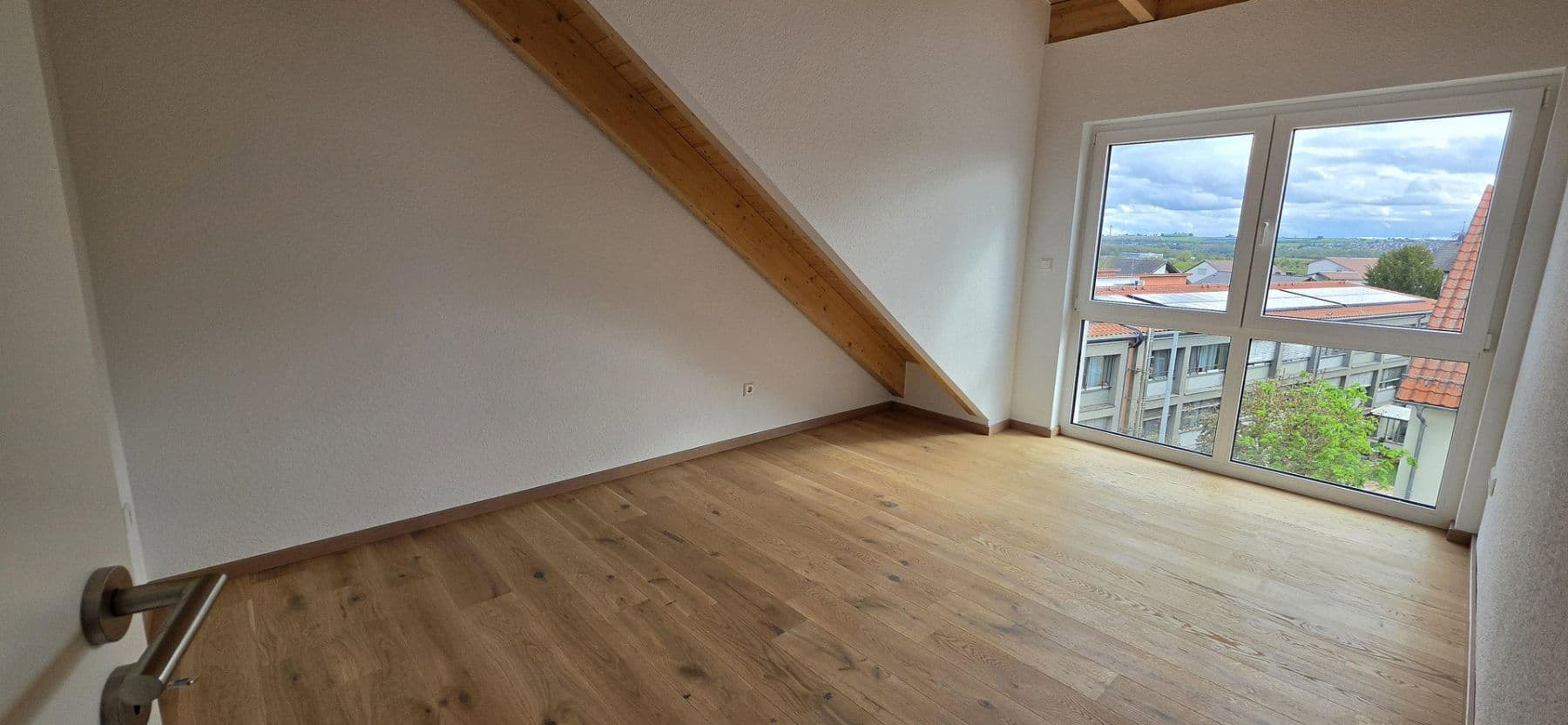 Prenájom bytu 3-izbový 74 m², Brunnengasse 6, Ingersheim, Bádensko-Wurttembersko Prenájom bytu 3-izbový 74 m², Brunnengasse 6, Ingersheim, Bádensko-Wurttembersko