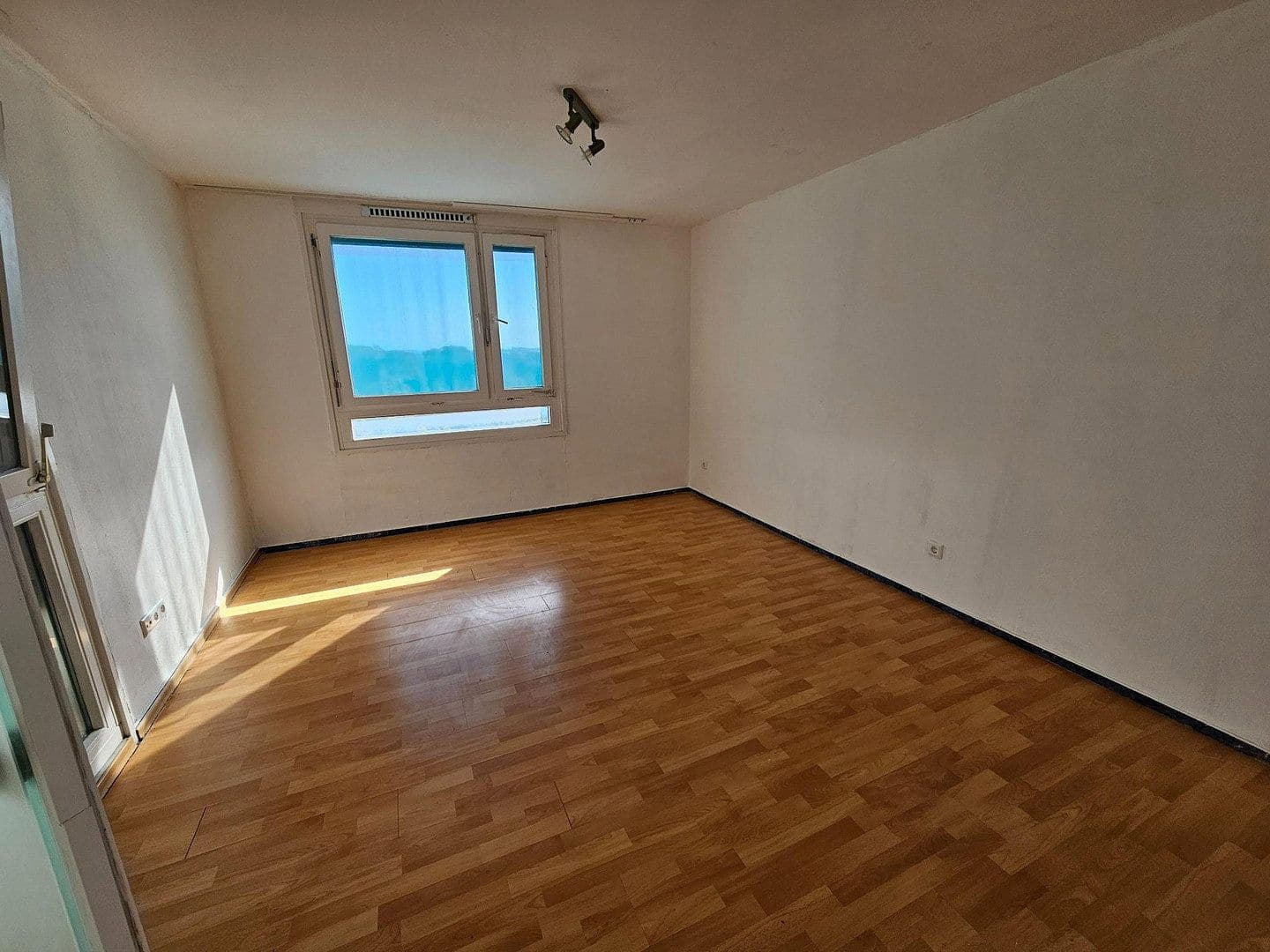 Predaj bytu 2-izbový 58 m², Ulm, Bádensko-Wurttembersko Predaj bytu 2-izbový 58 m², Ulm, Bádensko-Wurttembersko