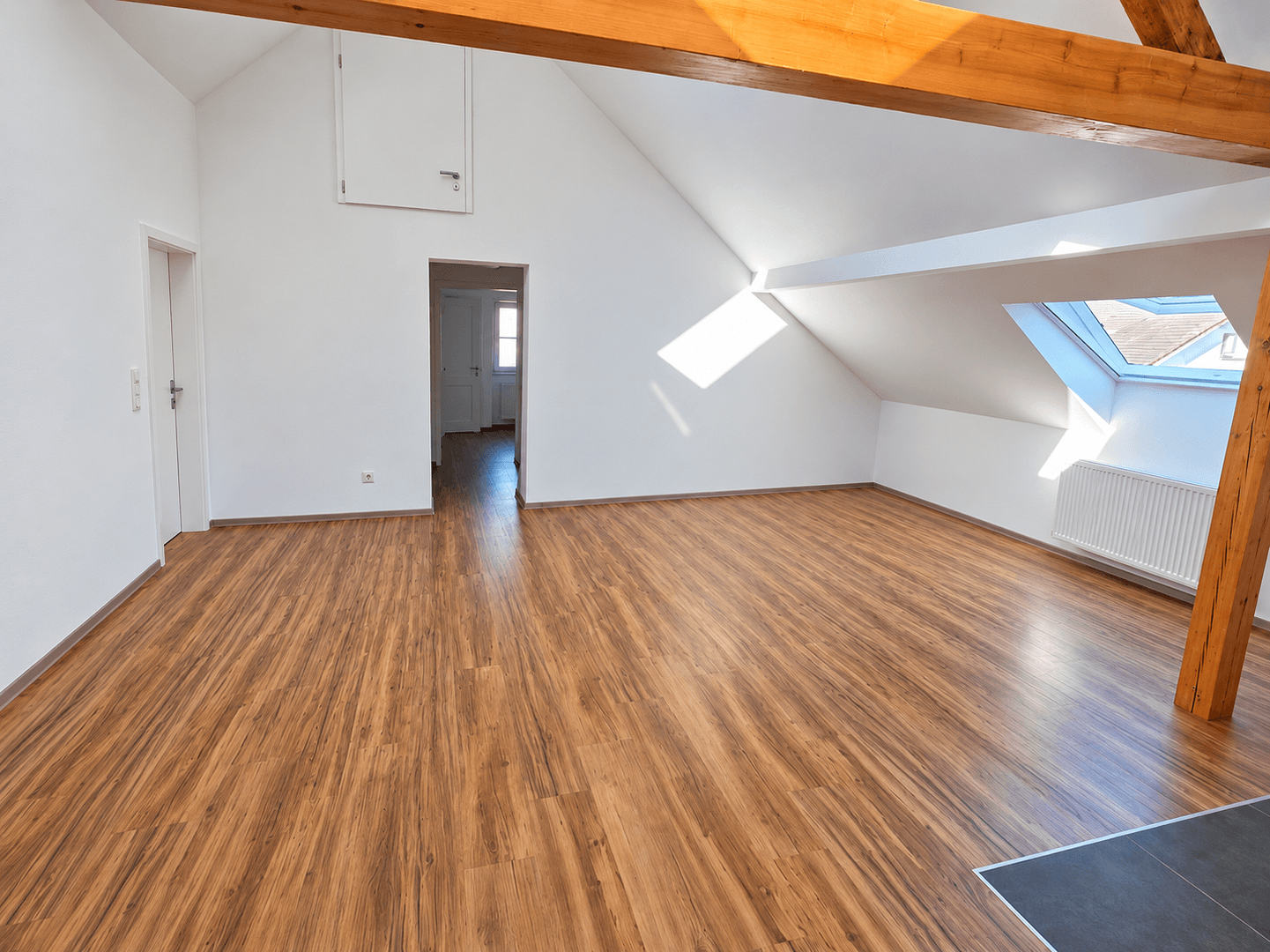 Prenájom bytu 3-izbový 78 m², Neukirchen, Bavorsko Prenájom bytu 3-izbový 78 m², Neukirchen, Bavorsko