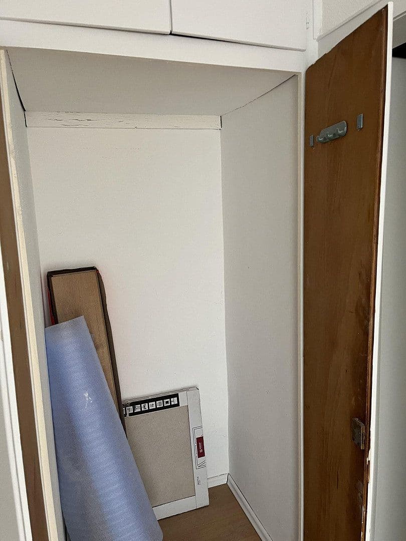 Prenájom bytu 1-izbový 30 m², Dieselstraße 25, Krefeld, Severné Porýnie - Westfálsko Prenájom bytu 1-izbový 30 m², Dieselstraße 25, Krefeld, Severné Porýnie - Westfálsko