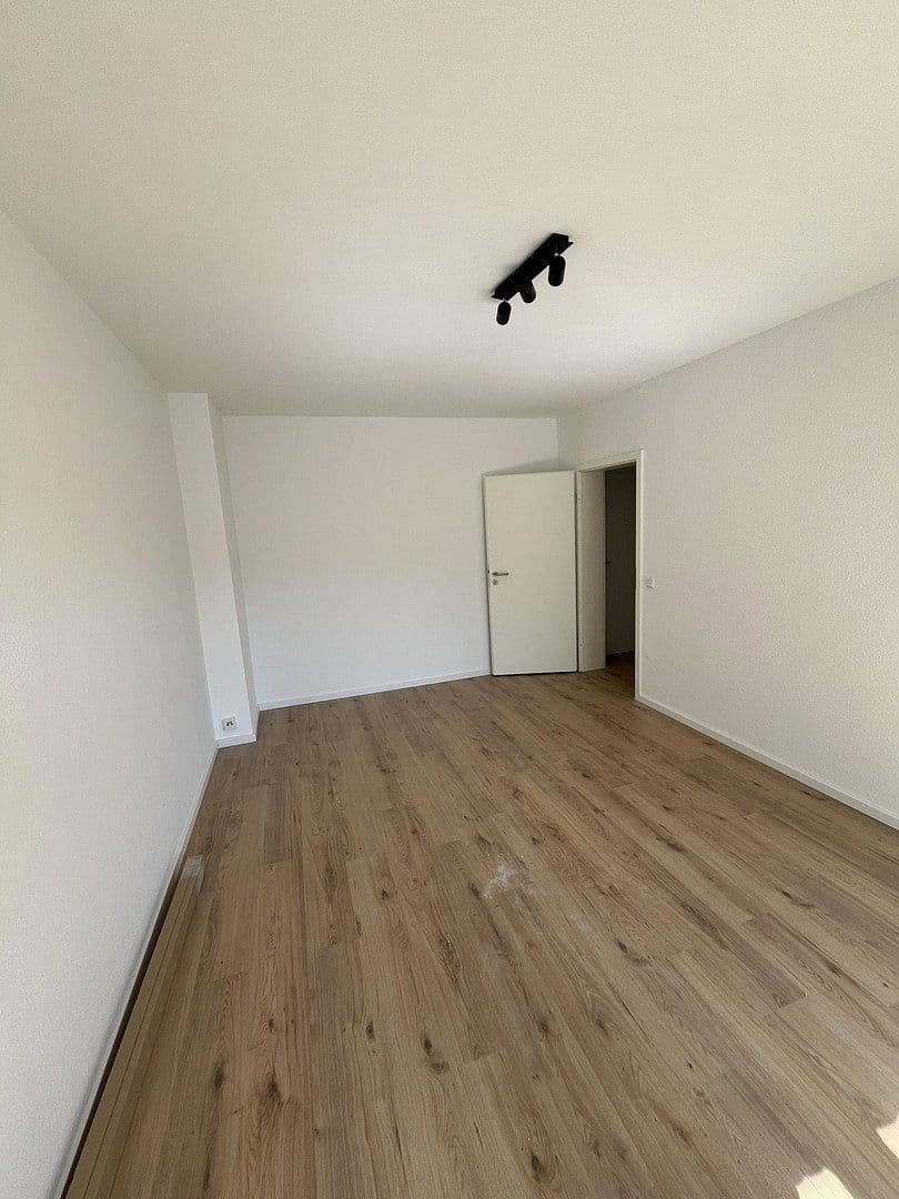 Prenájom bytu 1-izbový 30 m², Dieselstraße 25, Krefeld, Severné Porýnie - Westfálsko Prenájom bytu 1-izbový 30 m², Dieselstraße 25, Krefeld, Severné Porýnie - Westfálsko
