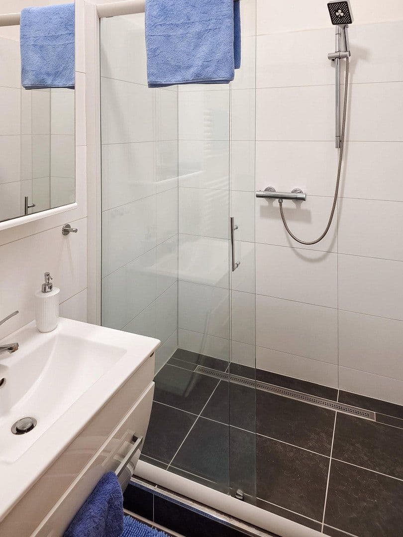 Predaj bytu 2-izbový 44 m², Bremen, Brémy Predaj bytu 2-izbový 44 m², Bremen, Brémy