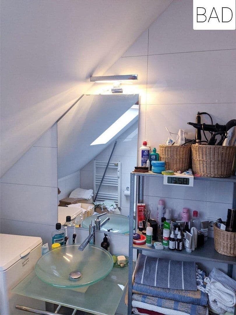 Prenájom bytu 2-izbový 55 m², Bataverstr. 28, Köln, Severné Porýnie - Westfálsko Prenájom bytu 2-izbový 55 m², Bataverstr. 28, Köln, Severné Porýnie - Westfálsko
