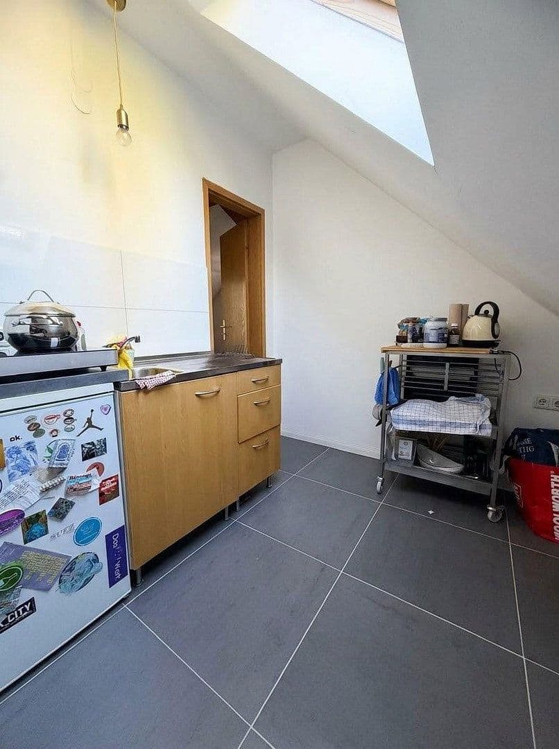 Prenájom bytu 2-izbový 55 m², Bataverstr. 28, Köln, Severné Porýnie - Westfálsko Prenájom bytu 2-izbový 55 m², Bataverstr. 28, Köln, Severné Porýnie - Westfálsko