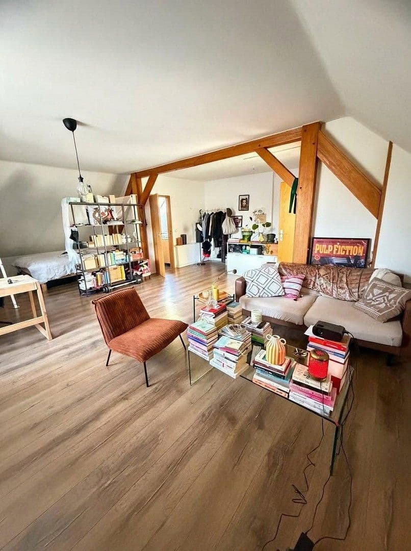 Prenájom bytu 2-izbový 55 m², Bataverstr. 28, Köln, Severné Porýnie - Westfálsko Prenájom bytu 2-izbový 55 m², Bataverstr. 28, Köln, Severné Porýnie - Westfálsko