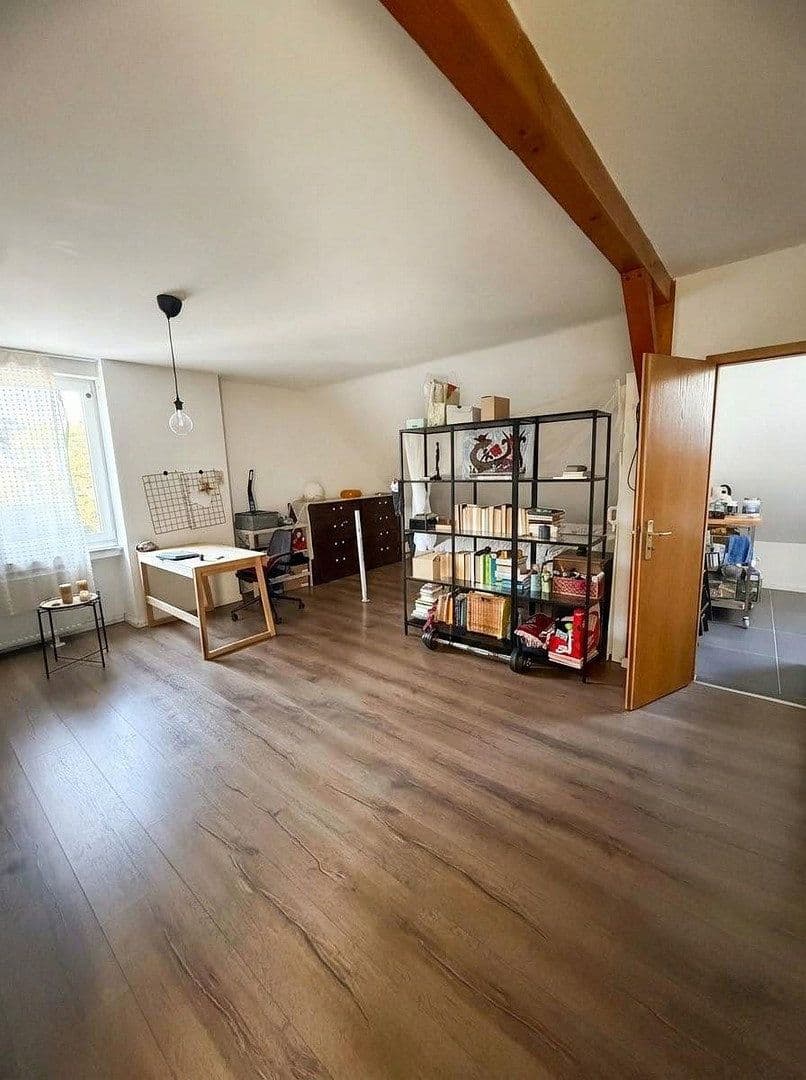Prenájom bytu 2-izbový 55 m², Bataverstr. 28, Köln, Severné Porýnie - Westfálsko Prenájom bytu 2-izbový 55 m², Bataverstr. 28, Köln, Severné Porýnie - Westfálsko