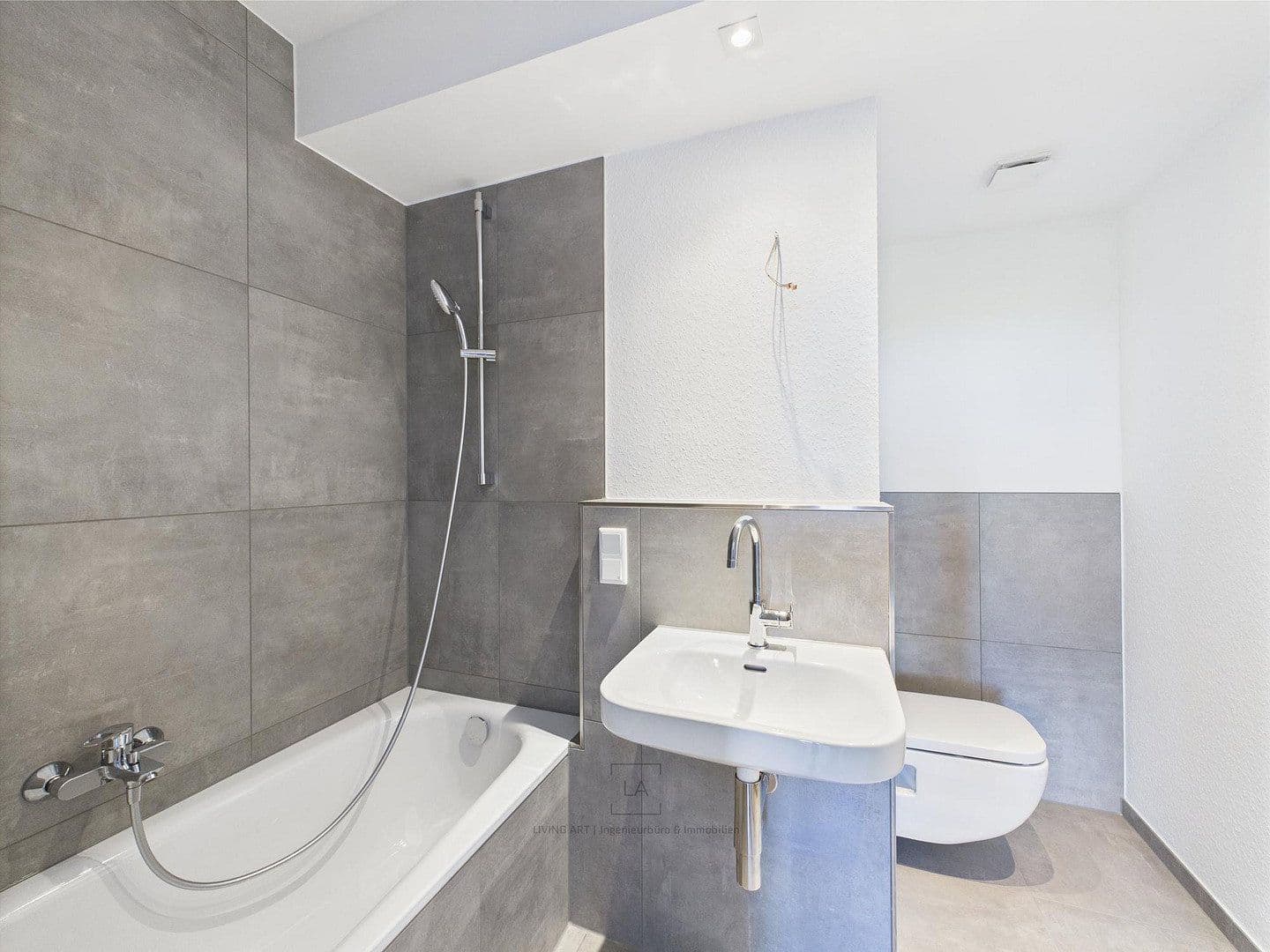Predaj bytu 2-izbový 53 m², Langenfeld (Rheinland), Severné Porýnie - Westfálsko Predaj bytu 2-izbový 53 m², Langenfeld (Rheinland), Severné Porýnie - Westfálsko