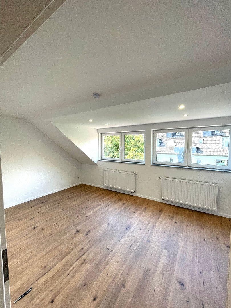 Prenájom bytu 3-izbový 98 m², Herne, Severné Porýnie - Westfálsko Prenájom bytu 3-izbový 98 m², Herne, Severné Porýnie - Westfálsko