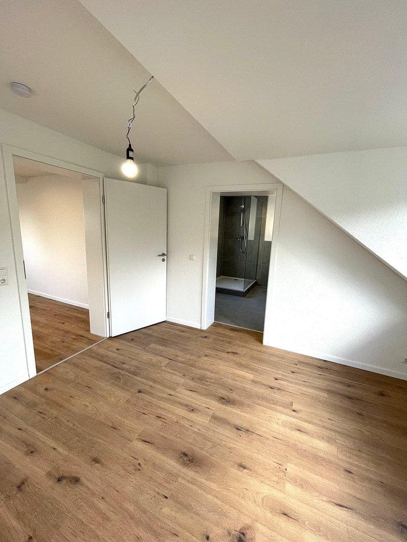 Prenájom bytu 3-izbový 98 m², Herne, Severné Porýnie - Westfálsko Prenájom bytu 3-izbový 98 m², Herne, Severné Porýnie - Westfálsko