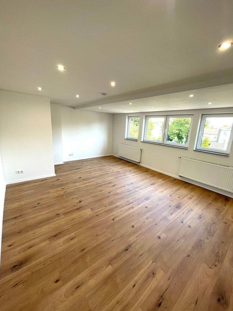 Prenájom bytu 3-izbový 98 m², Herne, Severné Porýnie - Westfálsko Prenájom bytu 3-izbový 98 m², Herne, Severné Porýnie - Westfálsko