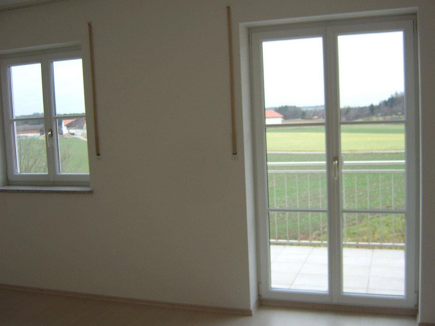 Prenájom domu 210 m², pozemok 500 m², Elkofener Weg 31, Grafing b. München, Bavorsko Prenájom domu 210 m², pozemok 500 m², Elkofener Weg 31, Grafing b. München, Bavorsko