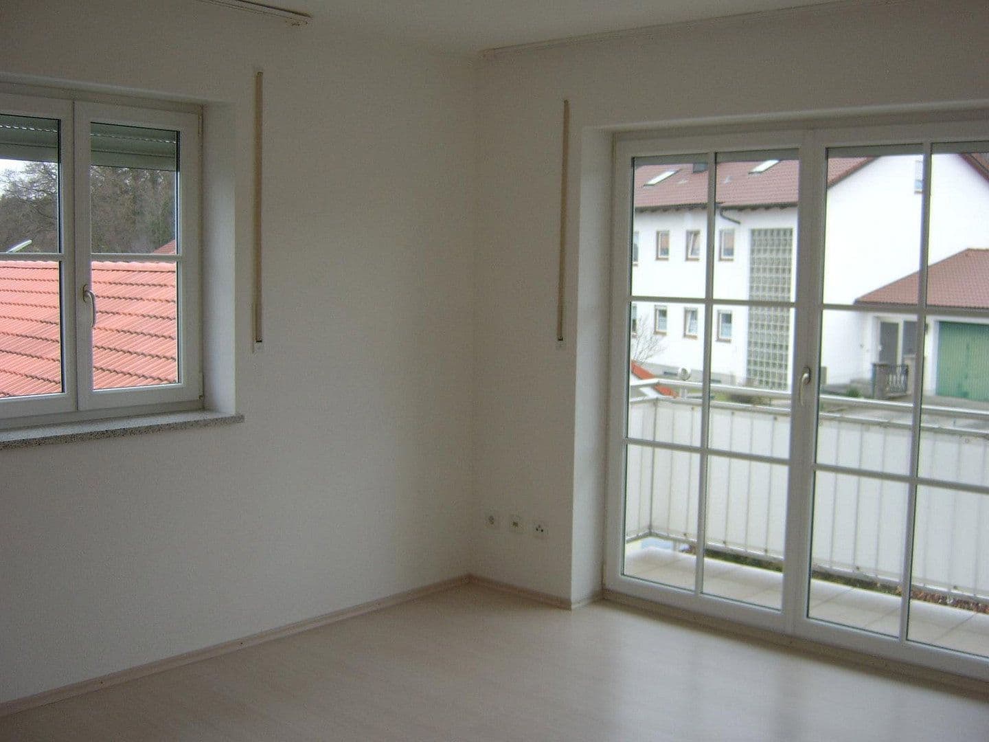 Prenájom domu 210 m², pozemok 500 m², Elkofener Weg 31, Grafing b. München, Bavorsko Prenájom domu 210 m², pozemok 500 m², Elkofener Weg 31, Grafing b. München, Bavorsko