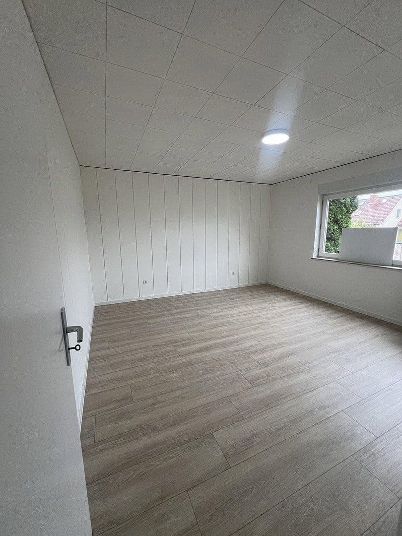 Prenájom bytu 3-izbový 72 m², Hirschberger Straße 6, Wolfsburg, Dolné Sasko Prenájom bytu 3-izbový 72 m², Hirschberger Straße 6, Wolfsburg, Dolné Sasko