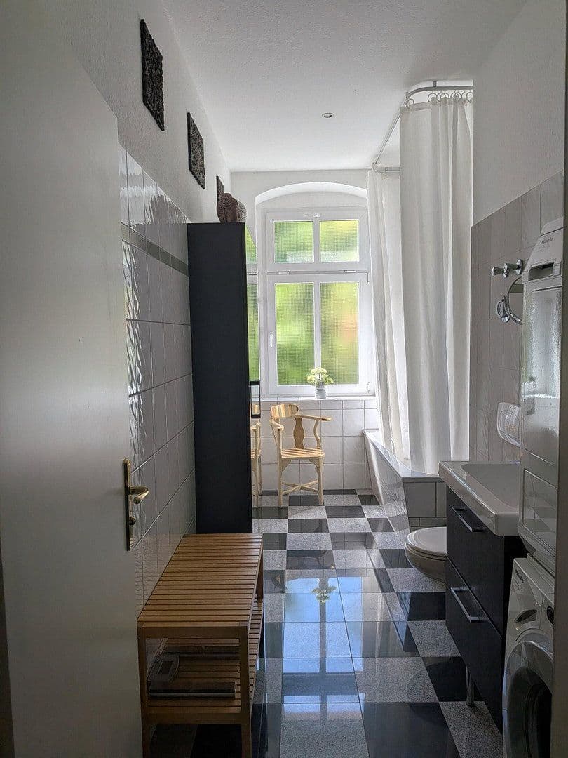Predaj bytu 2-izbový 63 m², Berlin, Berlín Predaj bytu 2-izbový 63 m², Berlin, Berlín