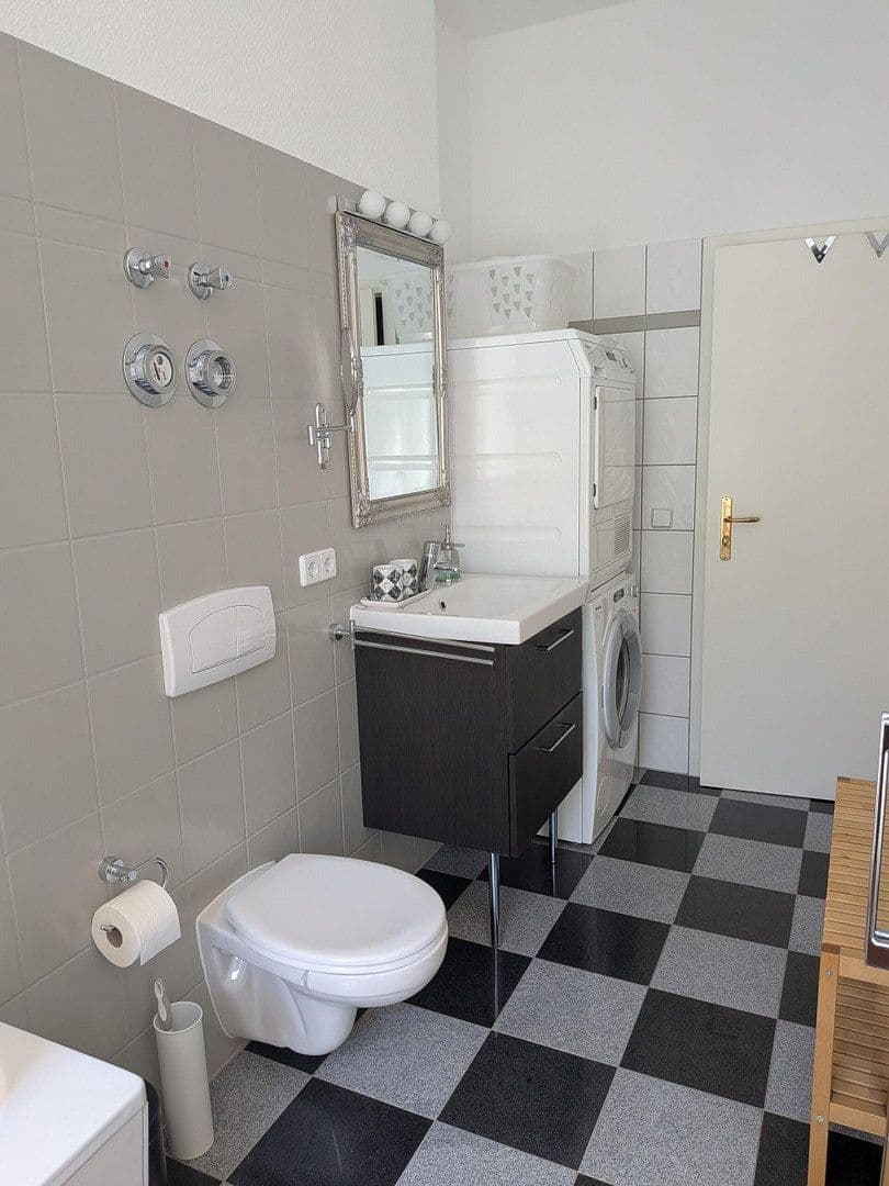 Predaj bytu 2-izbový 63 m², Berlin, Berlín Predaj bytu 2-izbový 63 m², Berlin, Berlín