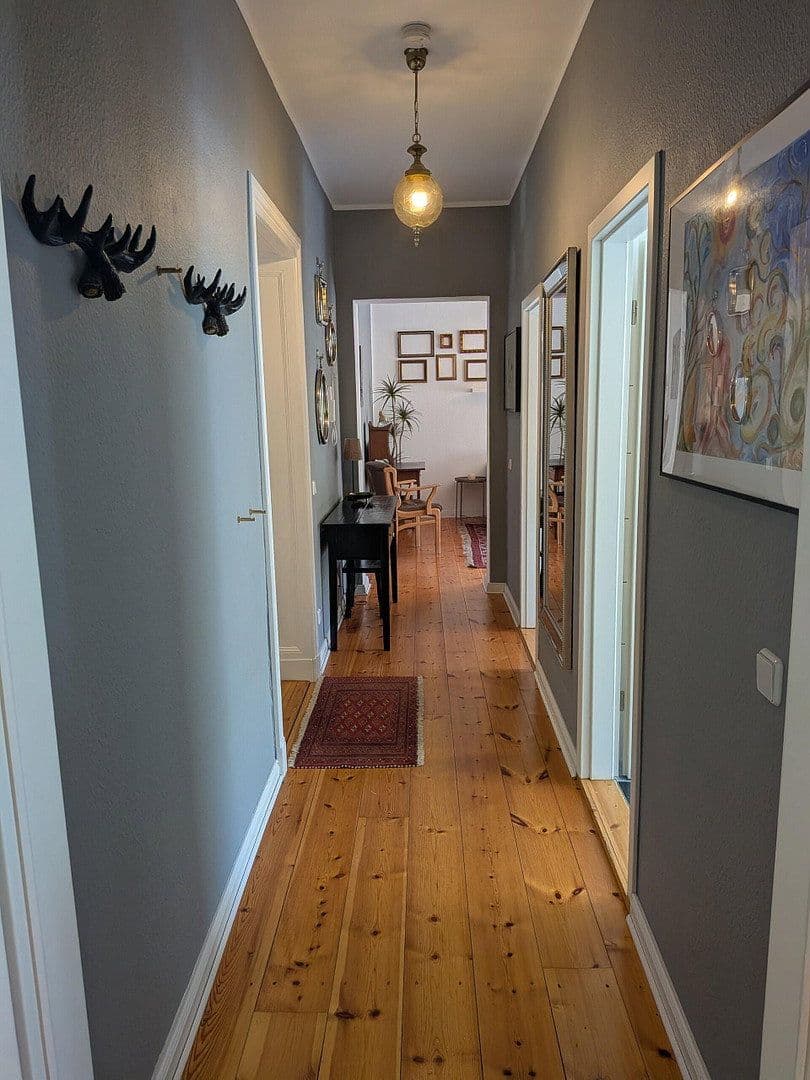 Predaj bytu 2-izbový 63 m², Berlin, Berlín Predaj bytu 2-izbový 63 m², Berlin, Berlín