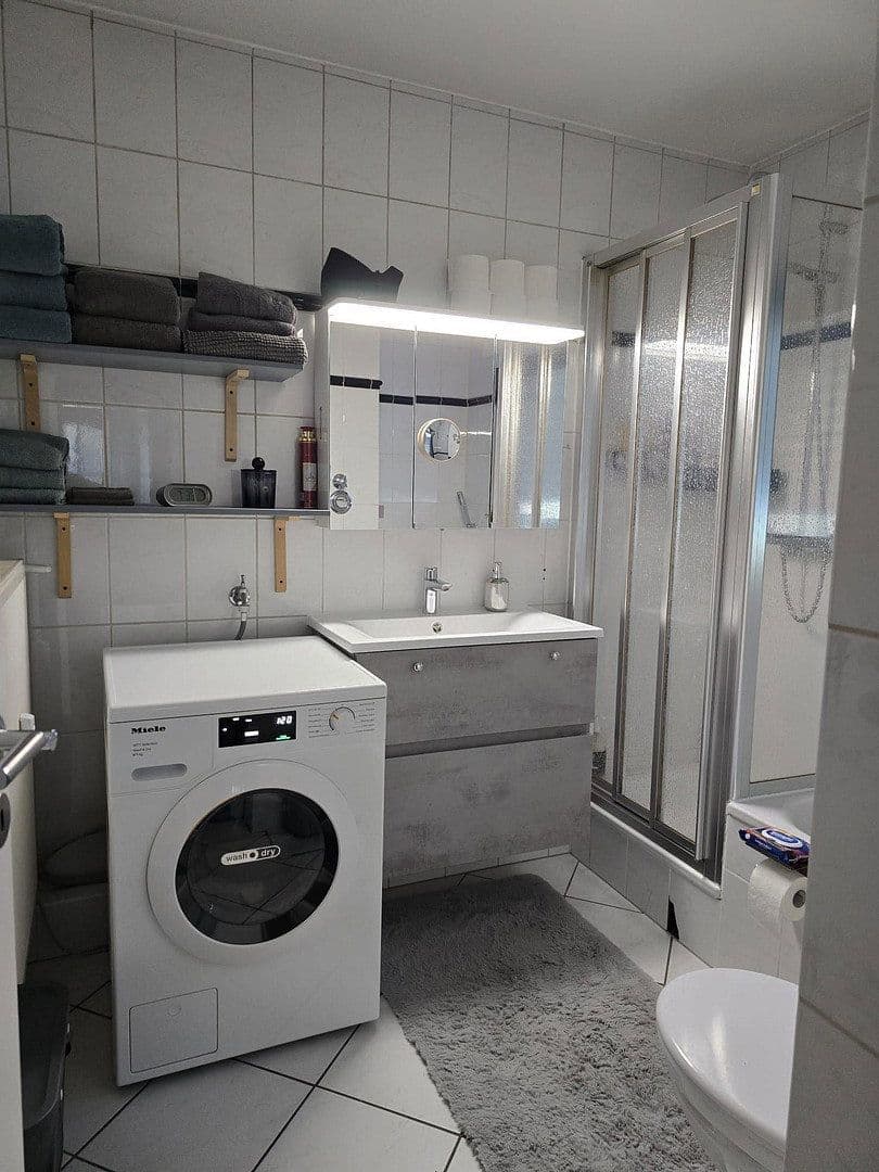 Prenájom bytu 3-izbový 83 m², Akademiestr. 27, Hanau, Hesensko Prenájom bytu 3-izbový 83 m², Akademiestr. 27, Hanau, Hesensko