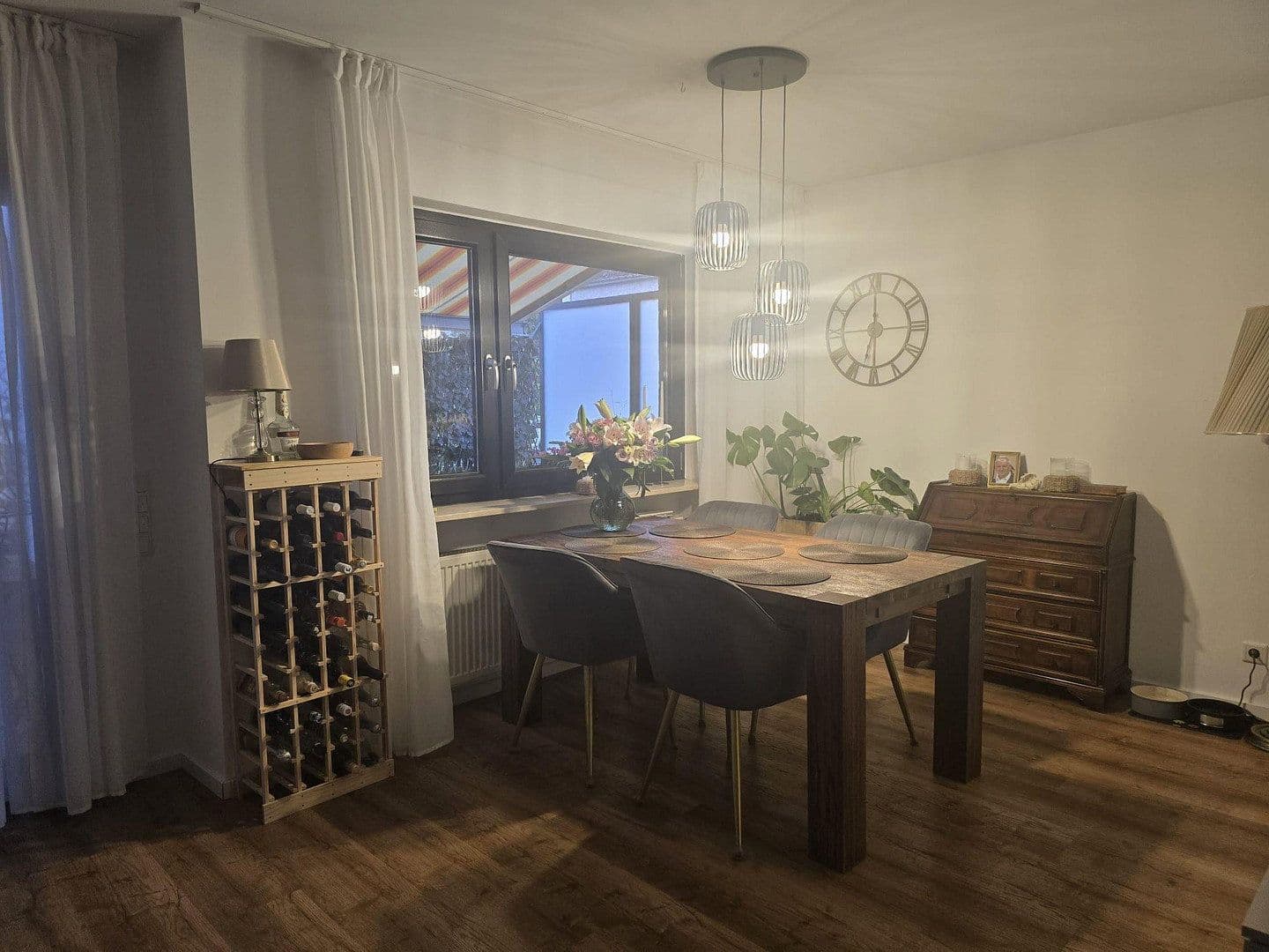 Prenájom bytu 3-izbový 83 m², Akademiestr. 27, Hanau, Hesensko Prenájom bytu 3-izbový 83 m², Akademiestr. 27, Hanau, Hesensko