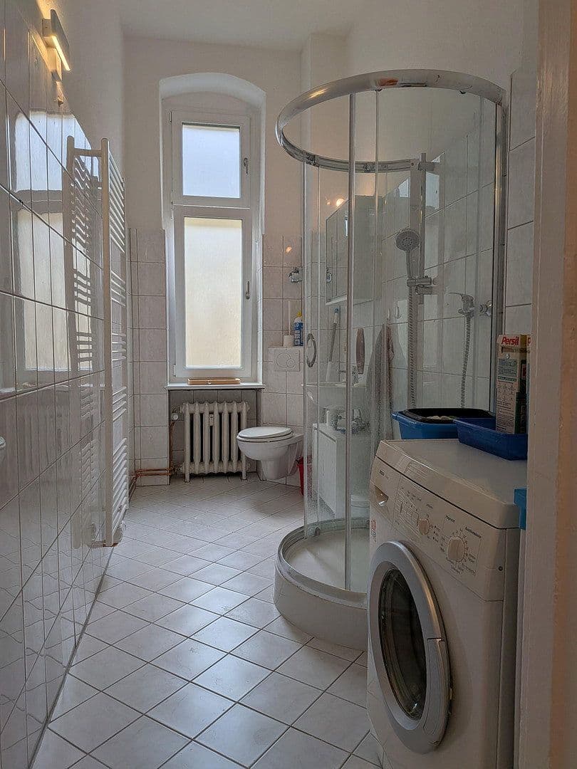 Prenájom bytu 4-izbový 85 m², Prager Str. 5, Berlin, Berlín Prenájom bytu 4-izbový 85 m², Prager Str. 5, Berlin, Berlín