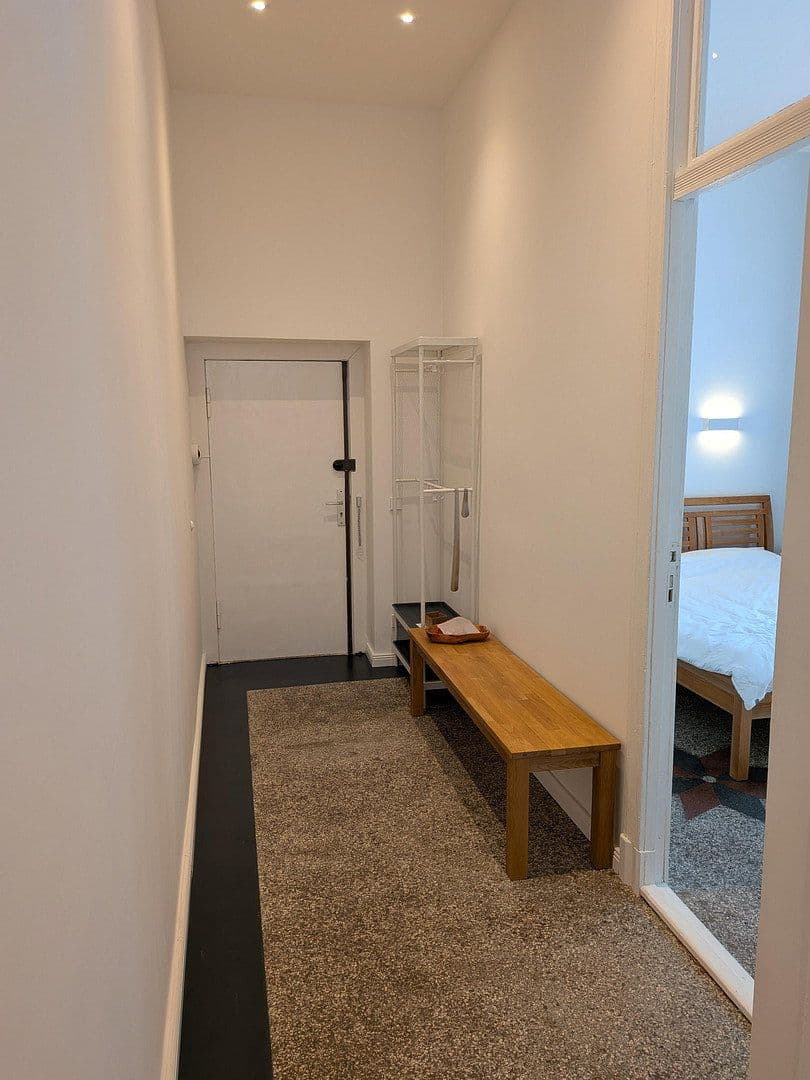 Prenájom bytu 4-izbový 85 m², Prager Str. 5, Berlin, Berlín Prenájom bytu 4-izbový 85 m², Prager Str. 5, Berlin, Berlín