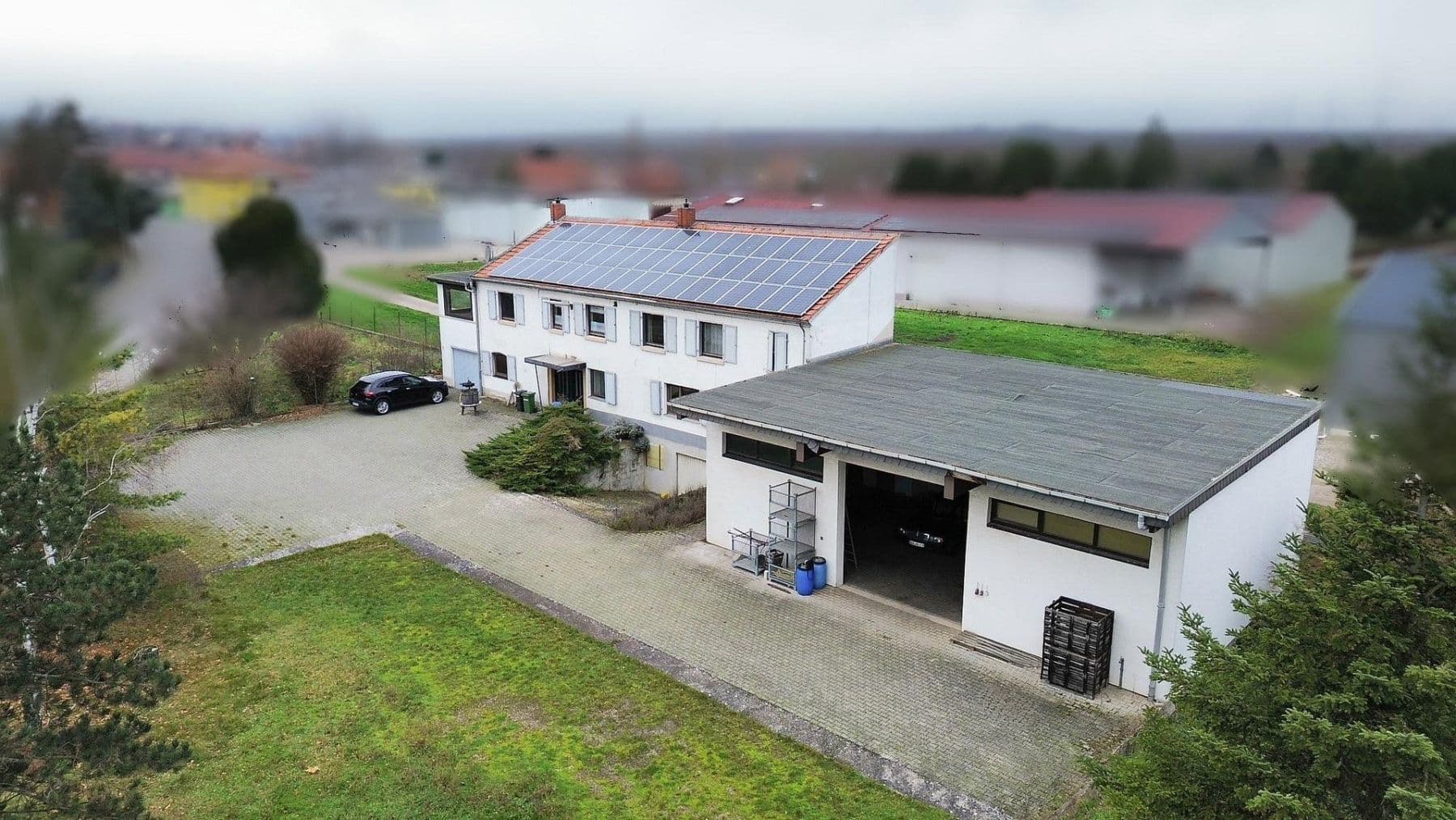 Predaj nebytového priestoru 3.902 m², Großkarlbach, Porýnie-Falcko Predaj nebytového priestoru 3.902 m², Großkarlbach, Porýnie-Falcko