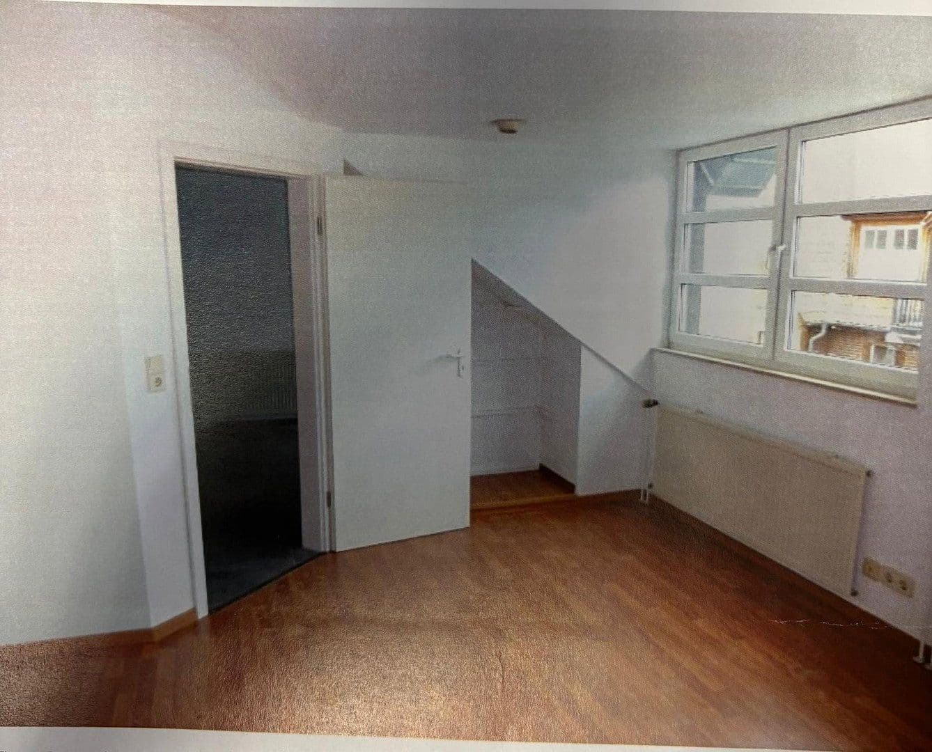 Prenájom bytu 4-izbový 145 m², Dr.-Albert-David-Straße 19, Burgwedel, Dolné Sasko Prenájom bytu 4-izbový 145 m², Dr.-Albert-David-Straße 19, Burgwedel, Dolné Sasko