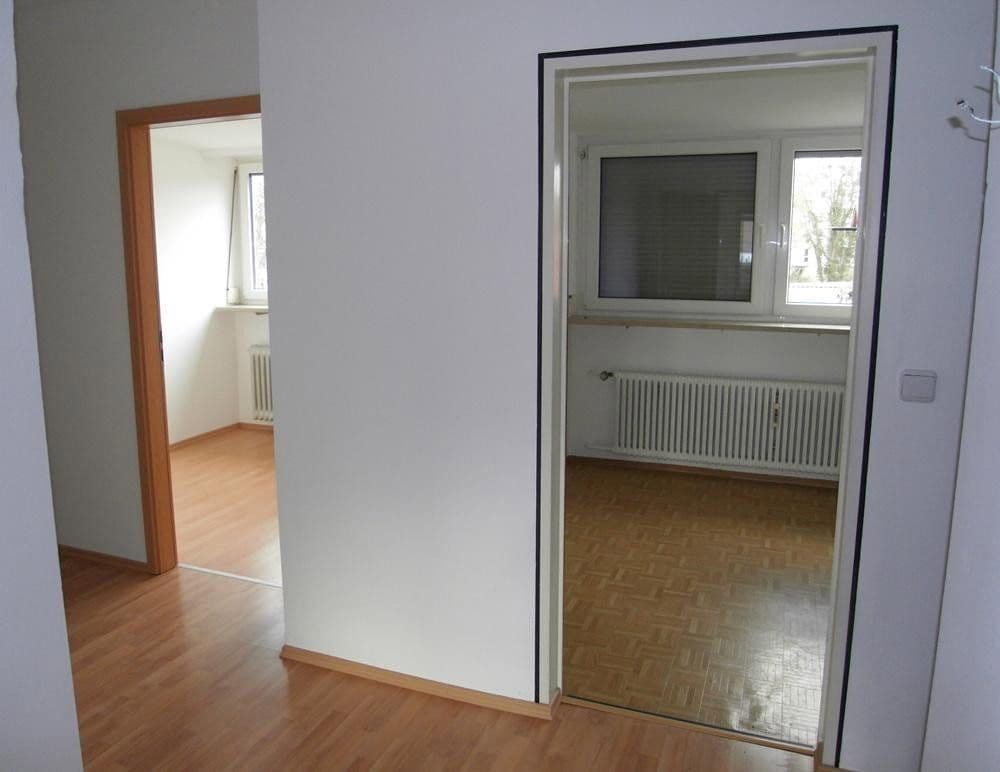 Prenájom bytu 4-izbový 81 m², Fritz-von-Röth-Straße 28, Nürnberg, Bavorsko Prenájom bytu 4-izbový 81 m², Fritz-von-Röth-Straße 28, Nürnberg, Bavorsko