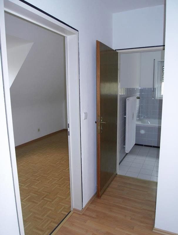 Prenájom bytu 4-izbový 81 m², Fritz-von-Röth-Straße 28, Nürnberg, Bavorsko Prenájom bytu 4-izbový 81 m², Fritz-von-Röth-Straße 28, Nürnberg, Bavorsko