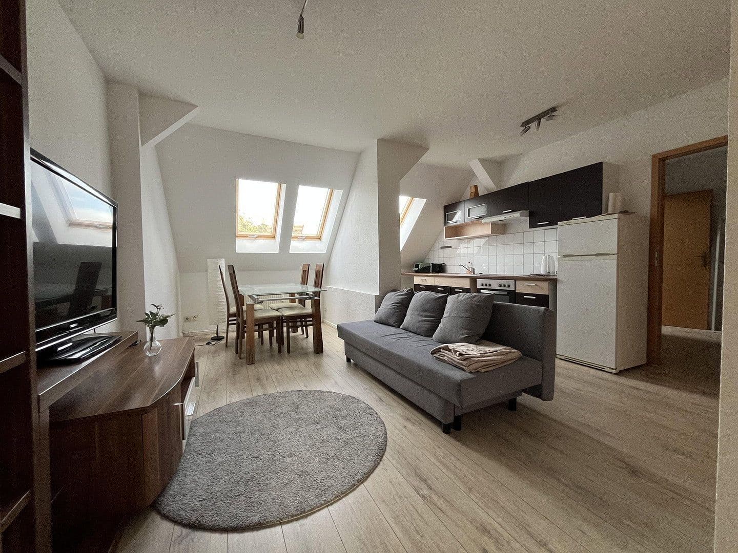 Prenájom bytu 2-izbový 53 m², Huygensstraße 8a, Leipzig, Sasko Prenájom bytu 2-izbový 53 m², Huygensstraße 8a, Leipzig, Sasko