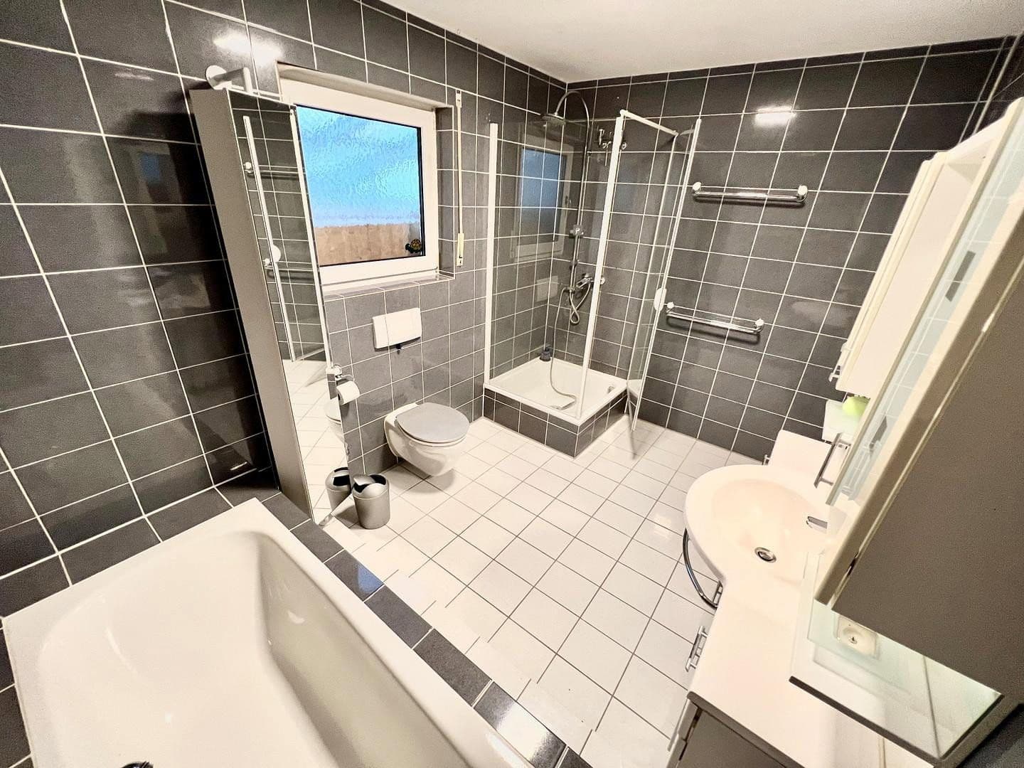 Predaj domu 127 m², pozemok 188 m², Bensheim, Hesensko Predaj domu 127 m², pozemok 188 m², Bensheim, Hesensko
