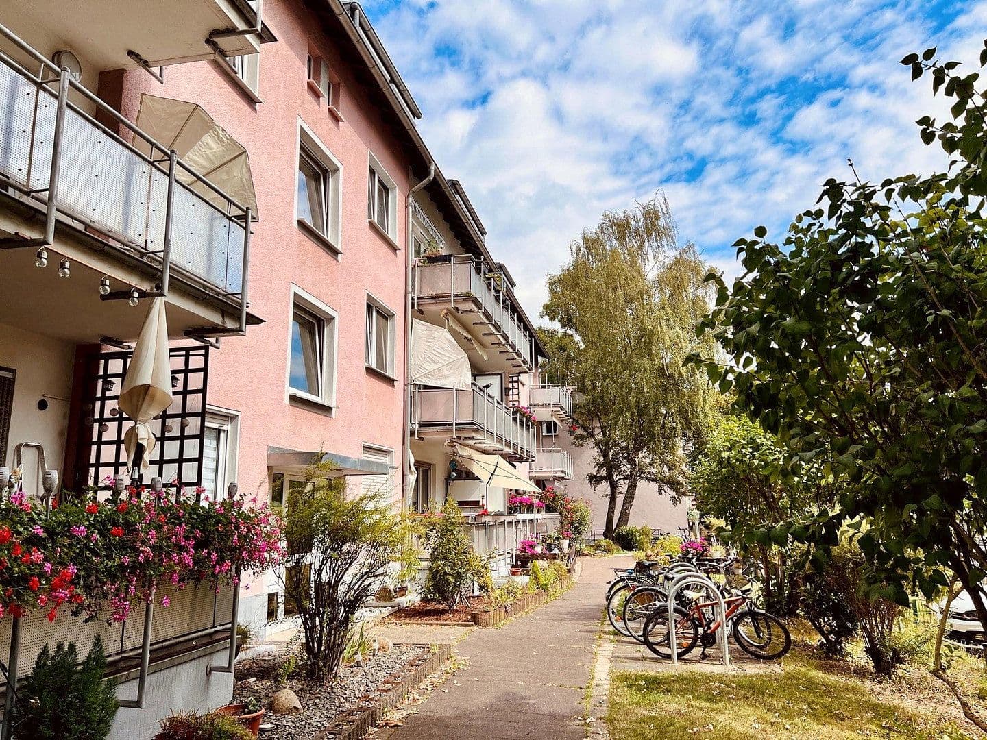 Prenájom bytu 3-izbový 68 m², Brabanterstr. 14, Kerpen, Severné Porýnie - Westfálsko Prenájom bytu 3-izbový 68 m², Brabanterstr. 14, Kerpen, Severné Porýnie - Westfálsko